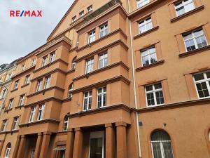 Pronájem bytu 2+kk, Praha - Vysočany, Mlékárenská, 49 m2