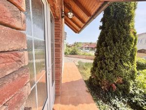 Prodej rodinného domu, Hrušovany nad Jevišovkou, Severní, 180 m2