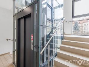 Prodej bytu 2+kk, Praha - Nusle, U Pernštejnských, 65 m2