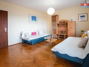 Prodej bytu 3+1, Praha - Stodůlky, Volutová, 63 m2