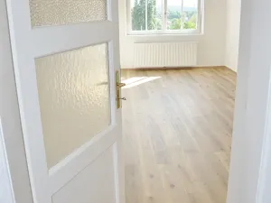 Pronájem bytu 3+kk, Praha - Bubeneč, náměstí Interbrigády, 85 m2