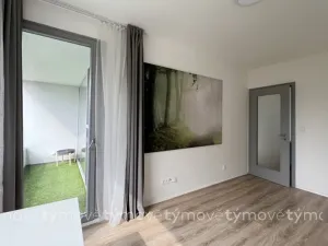 Pronájem bytu 2+kk, Pardubice, Husova, 51 m2