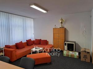 Pronájem skladu, Brno, Rokytova, 523 m2