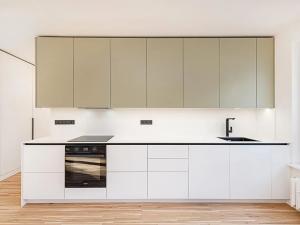 Prodej bytu 3+1, Praha - Motol, Hennerova, 73 m2