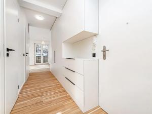 Prodej bytu 3+1, Praha - Motol, Hennerova, 73 m2
