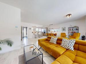 Prodej rodinného domu, Holasice, Čtvrtě, 139 m2