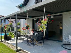 Prodej rodinného domu, Holasice, Čtvrtě, 139 m2