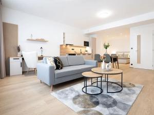 Pronájem bytu 1+kk, Praha - Karlín, Pobřežní, 65 m2