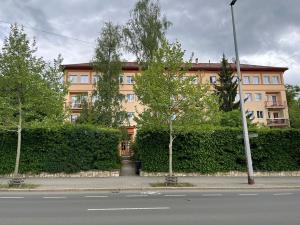 Pronájem bytu 2+1, Praha - Dejvice, Evropská, 62 m2