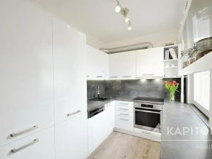 Prodej bytu 3+1, Praha - Záběhlice, Hledíková, 54 m2