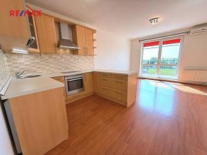 Pronájem bytu 2+kk, Pardubice, Dubová, 70 m2