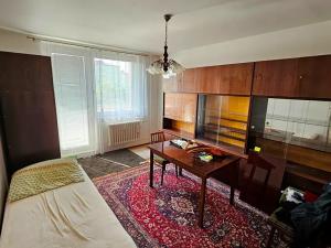 Prodej bytu 3+1, Otrokovice, Obchodní, 76 m2