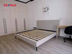 Pronájem bytu 2+kk, Praha - Libeň, Kotlaska, 59 m2