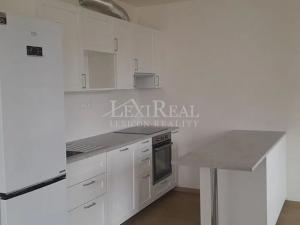 Pronájem bytu 1+kk, Praha - Vysočany, Strnadových, 50 m2