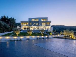 Prodej vily, Trogir, Chorvatsko, 500 m2