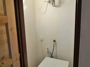 Pronájem bytu 1+kk, Praha - Smíchov, Plzeňská, 29 m2