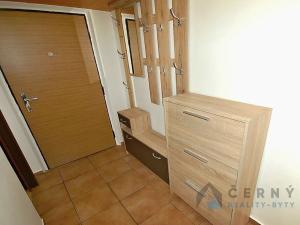 Pronájem bytu 2+kk, Liberec, Kominická, 37 m2