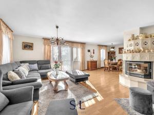 Prodej rodinného domu, Nový Bor, 219 m2