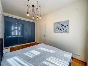 Pronájem bytu 2+kk, Praha - Bubeneč, Korunovační, 53 m2
