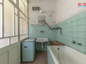 Prodej rodinného domu, Bělá pod Bezdězem, Husova, 240 m2