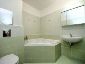 Pronájem bytu 2+kk, Praha - Pitkovice, Strakošová, 65 m2