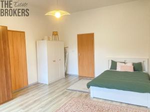 Pronájem bytu 2+kk, Praha - Motol, Plzeňská, 56 m2