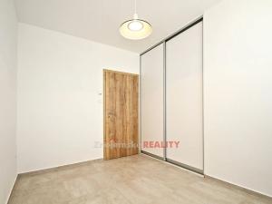 Pronájem bytu 2+kk, Znojmo, Koukalova, 40 m2