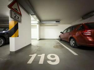 Pronájem bytu 2+kk, Praha - Strašnice, Názovská, 68 m2