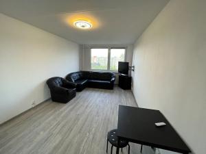 Pronájem bytu 3+kk, Praha - Petrovice, Rezlerova, 75 m2