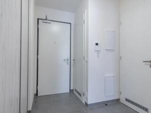 Pronájem bytu 2+kk, Praha - Karlín, Nekvasilova, 58 m2