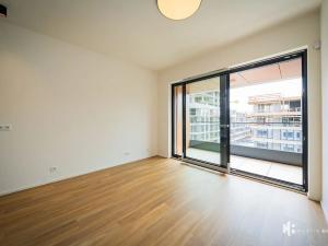 Pronájem bytu 1+kk, Praha - Žižkov, Tetauerova, 31 m2