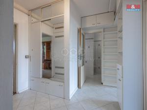 Prodej bytu 3+kk, Benešov, Pražského povstání, 70 m2