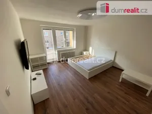 Pronájem bytu 1+1, Kladno, Helsinská, 46 m2