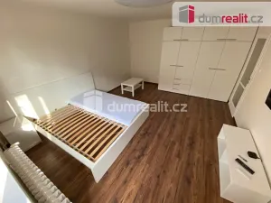 Pronájem bytu 1+1, Kladno, Helsinská, 46 m2