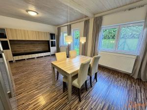 Pronájem bytu 3+kk, Holubice, Sadová, 80 m2