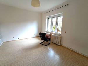 Pronájem kanceláře, Praha - Vokovice, V středu, 85 m2