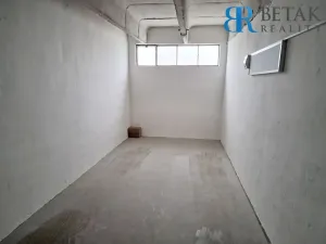 Pronájem garáže, Přerov, Gen. Rakovčíka, 18 m2