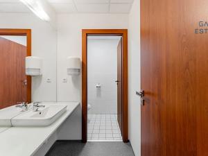 Prodej kanceláře, Praha - Michle, V dolině, 291 m2