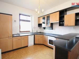Pronájem bytu 4+1, Praha - Strašnice, U hráze, 140 m2