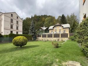 Pronájem bytu 1+1, Děčín, Teplická, 28 m2