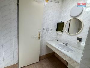 Pronájem kanceláře, Žatec, náměstí Svobody, 93 m2