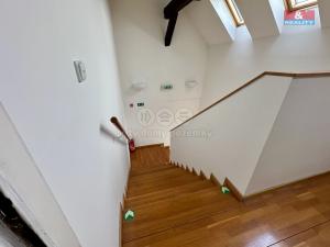 Pronájem kanceláře, Žatec, náměstí Svobody, 93 m2