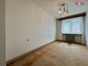 Prodej bytu 3+1, Žatec, Bratří Čapků, 65 m2
