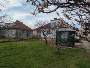 Pronájem rodinného domu, Zlosyň, 210 m2