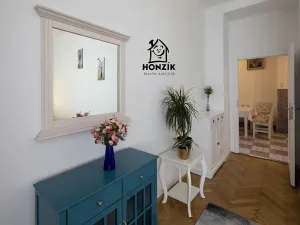 Pronájem bytu 2+1, Praha - Nové Město, Biskupská, 64 m2