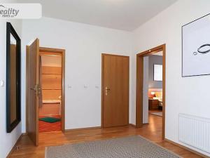 Pronájem bytu 3+kk, Praha - Vinohrady, Sázavská, 80 m2