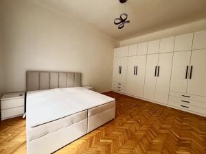 Pronájem bytu 2+kk, Praha - Vinohrady, Mánesova, 70 m2