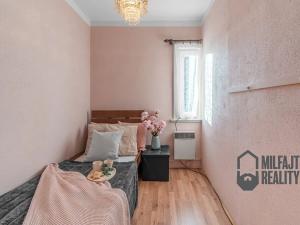 Prodej bytu 3+1, Desná, Finská, 59 m2