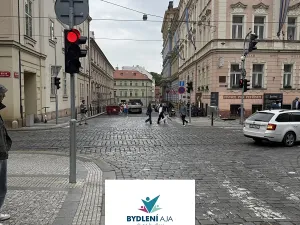Prodej bytu 2+kk, Praha - Malá Strana, Hellichova, 51 m2