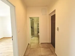 Pronájem bytu 2+kk, Praha - Kyje, Jamská, 42 m2